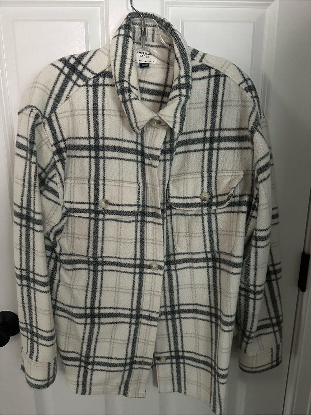 American Eagle Outfitters Cream and Gray Plaid Shacket